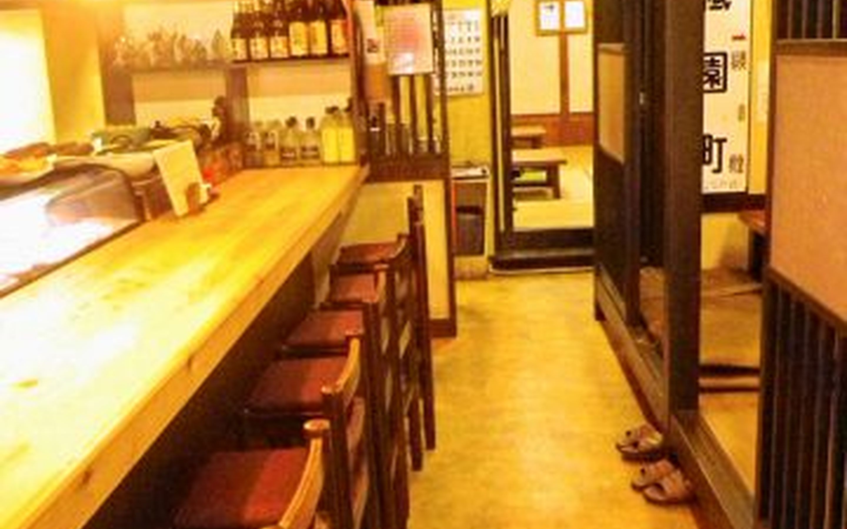 店内の外観